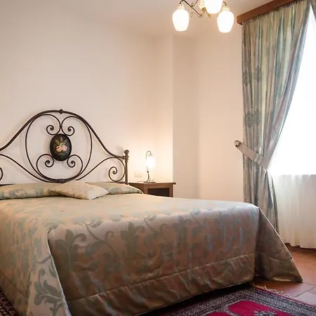 Palazzo La Fenice 3* Massa Marittima
