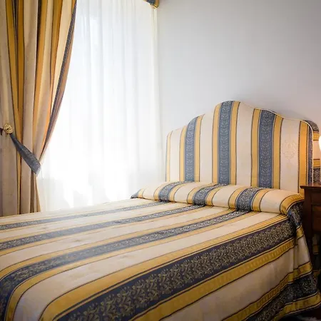 Aparthotel Palazzo La Fenice Massa Marittima