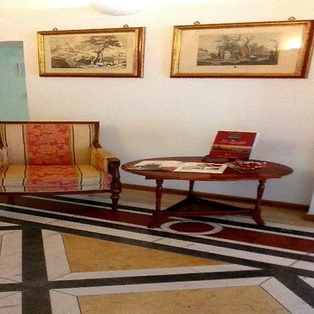 Aparthotel Palazzo La Fenice Massa Marittima