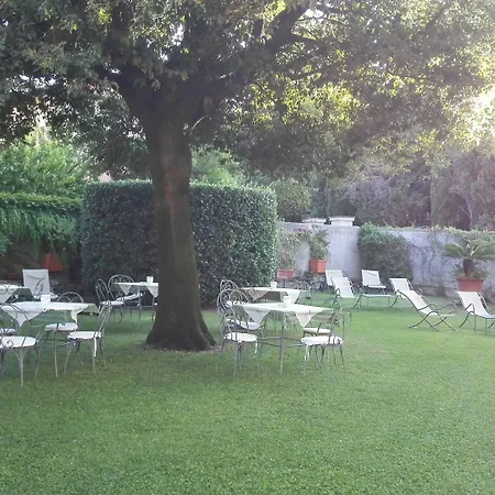 Dimora Palazzo La Fenice Apart Otel 3*