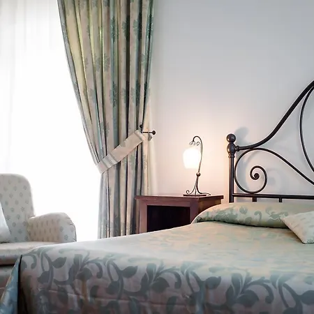 Aparthotel Palazzo La Fenice 3*