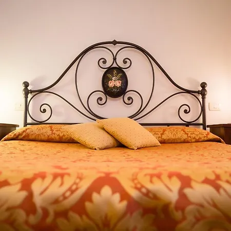 Aparthotel Palazzo La Fenice Massa Marittima